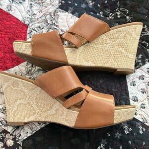 Franco Sarto Platform Wedge Brownish Sandals 8.5M